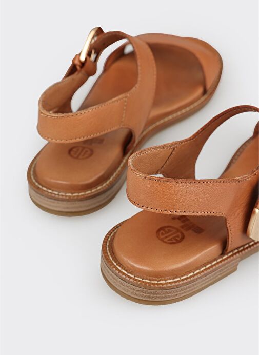 Taba Deri Kadın Düz Sandalet - Görsel 10