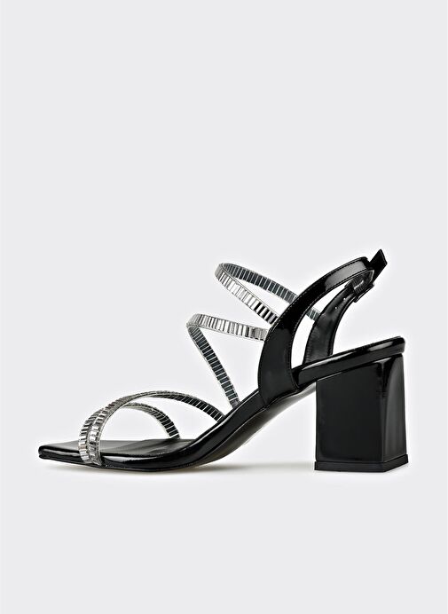 Siyah Kadın Günlük Sandalet - Görsel 4