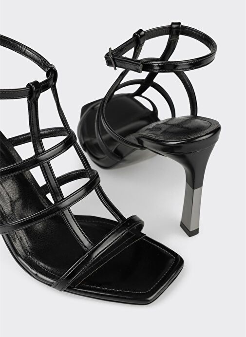 Siyah Kadın Topuklu Sandalet - Görsel 5