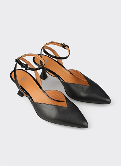 Siyah Deri Kadın Topuklu Ayakkabı - Görsel 3