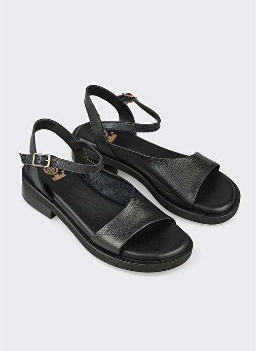 Siyah Deri Kadın Düz Sandalet - Görsel 3
