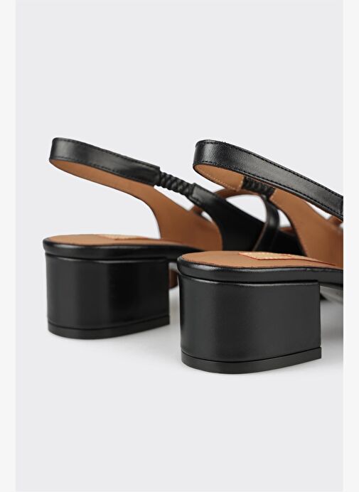 Siyah Deri Kadın Topuklu Ayakkabı - Görsel 6