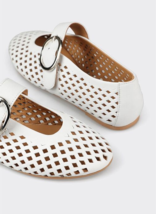 Beyaz Deri Kadın Günlük Ayakkabı - Görsel 2