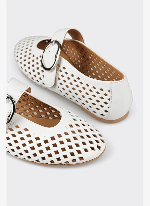 Beyaz Deri Kadın Günlük Ayakkabı - Görsel 10