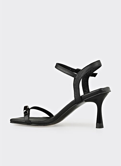 Siyah Deri Kadın Sandalet - Görsel 4