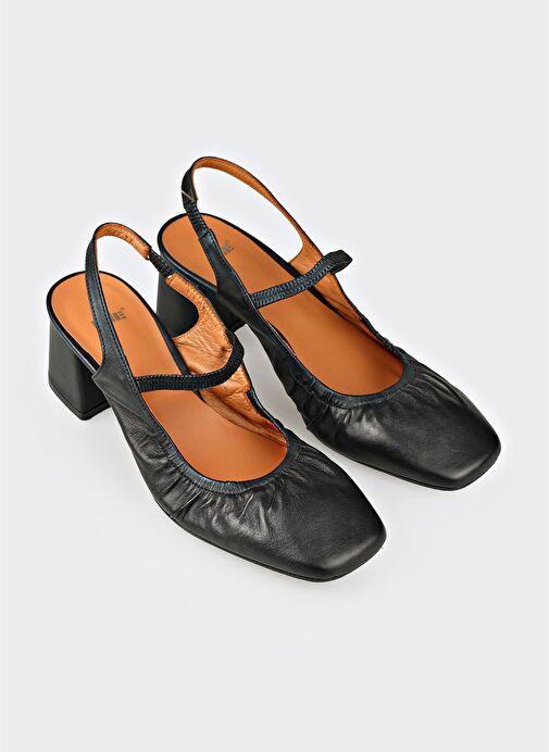 Siyah Deri Kadın Topuklu Ayakkabı - Görsel 3