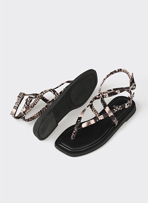 Siyah Deri Kadın Parmak Arası Sandalet - Görsel 4