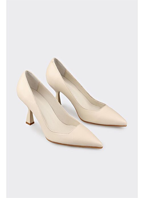 Ekru Deri Kadın Stiletto - Görsel 3