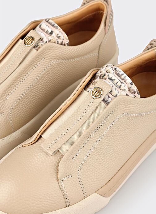 Bej Deri Kadın Spor Ayakkabı - Görsel 6