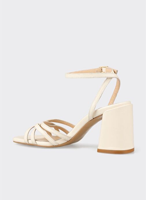 Ekru Deri Kadın Sandalet - Görsel 4