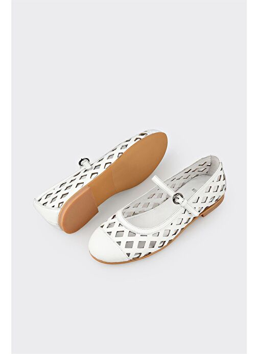 Elle Siyah Kadın Deri Babet DEFOX - Görsel 4