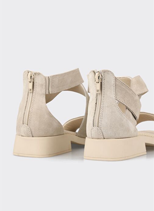 Bej Deri Kadın Düz Sandalet - Görsel 6