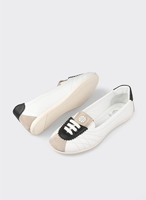 Siyah Deri Kadın Spor Ayakkabı - Görsel 4