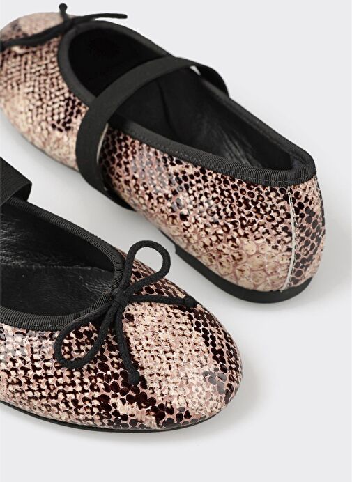 Bej Deri Kadın Günlük Ayakkabı - Görsel 11