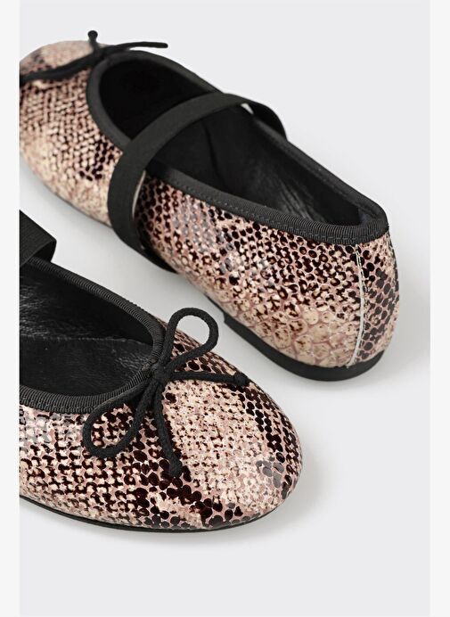 Bej Deri Kadın Günlük Ayakkabı - Görsel 10