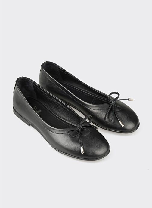 Siyah Deri Kadın Günlük Ayakkabı - Görsel 3