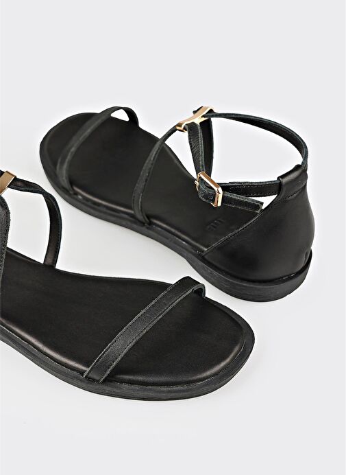 Siyah Deri Kadın Sandalet - Görsel 6