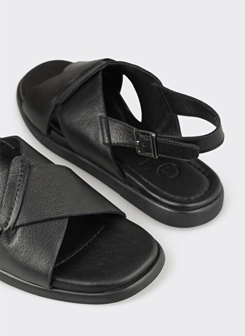 Siyah Deri Kadın Sandalet - Görsel 10