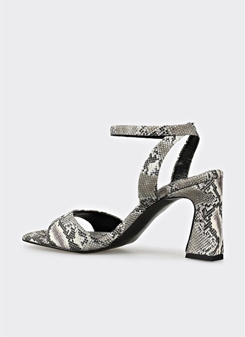 Siyah Deri Kadın Topuklu Sandalet - Görsel 4