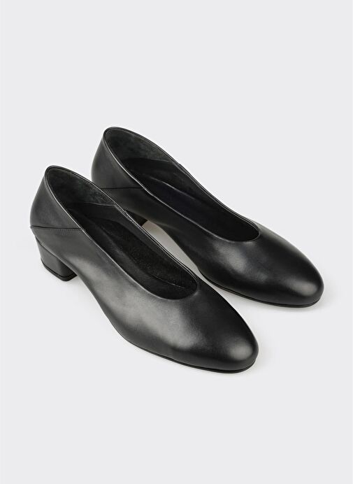 Siyah Deri Kadın Topuklu Ayakkabı - Görsel 3