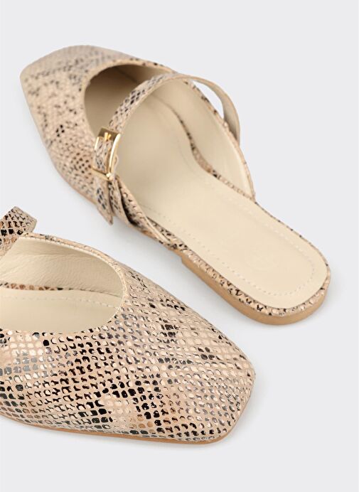 Bej Deri Kadın Terlik - Görsel 6