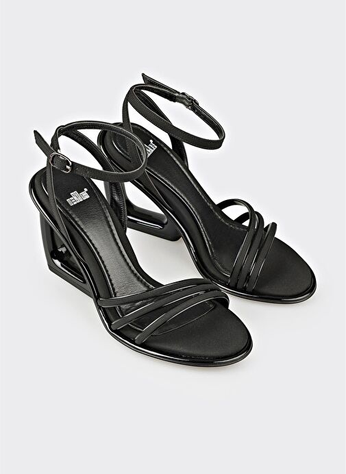 Siyah Kadın Sandalet - Görsel 3