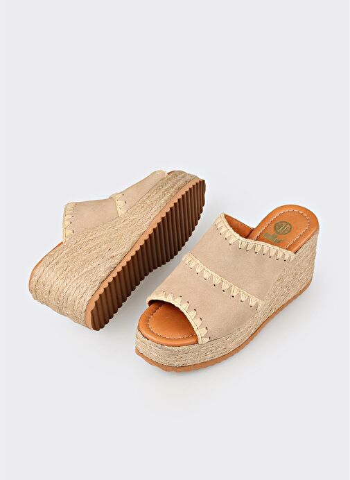 Bej Deri Kadın Terlik - Görsel 4