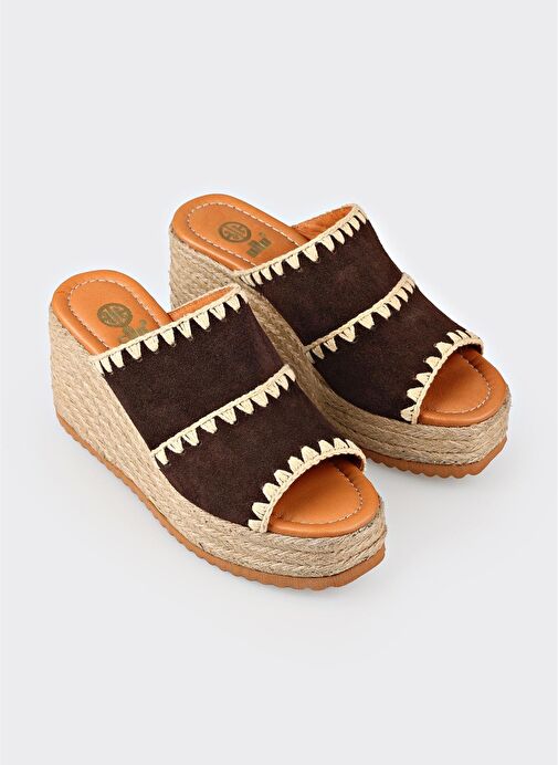 Kahve Deri Kadın Terlik - Görsel 3