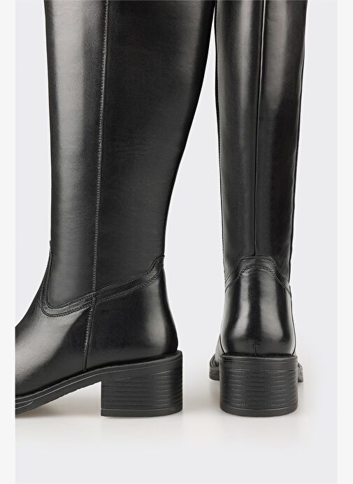 Siyah Deri Kadın Çizme - Görsel 5