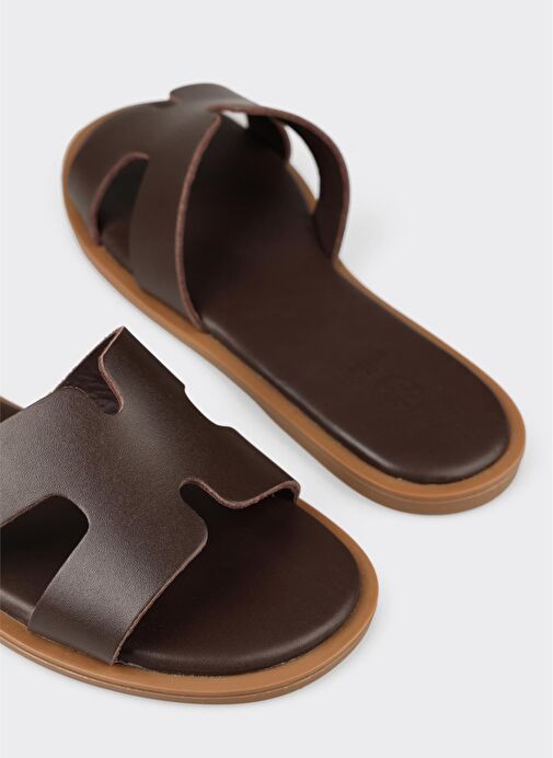 Kahve Deri Kadın Düz Terlik - Görsel 6