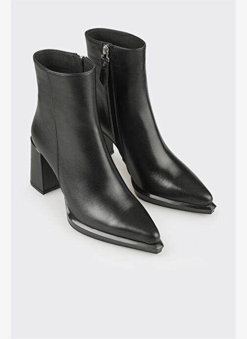 Siyah Deri Kadın Topuklu Bot - Görsel 3