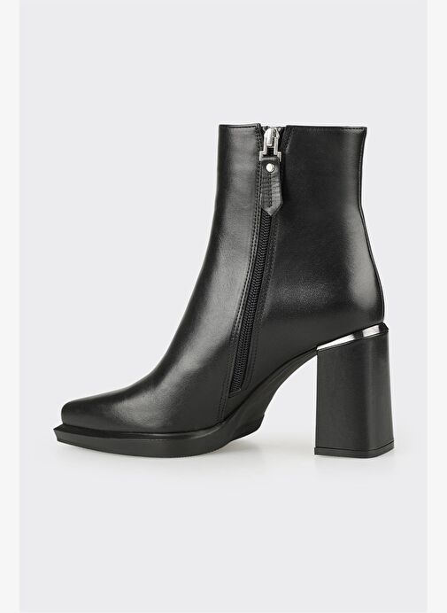 Siyah Deri Kadın Topuklu Bot - Görsel 4
