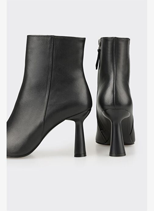 Siyah Deri Kadın Topuklu Bot - Görsel 5