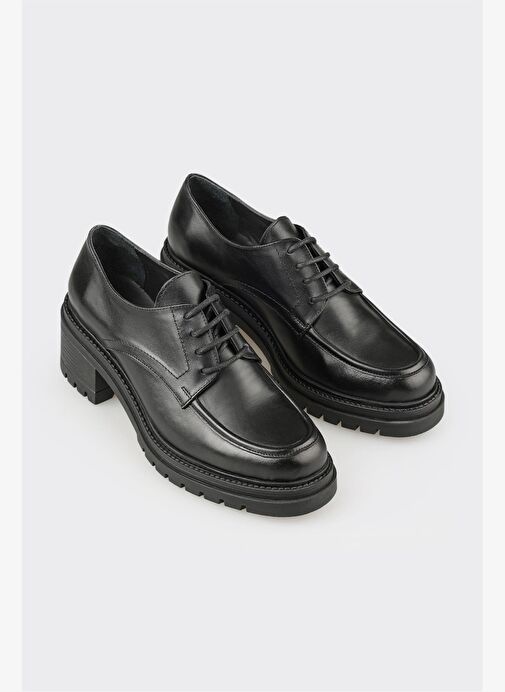 Siyah Deri Kadın Topuklu Ayakkabı - Görsel 3