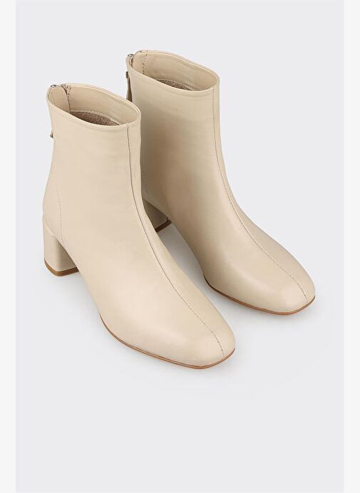 Ekru Deri Kadın Klasik Bot - Görsel 3