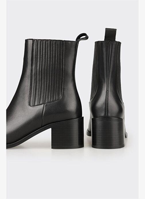 Siyah Deri Kadın Klasik Bot - Görsel 5