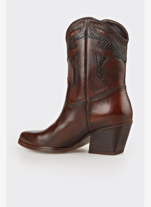 Kahve Deri Kadın Bot - Görsel 3