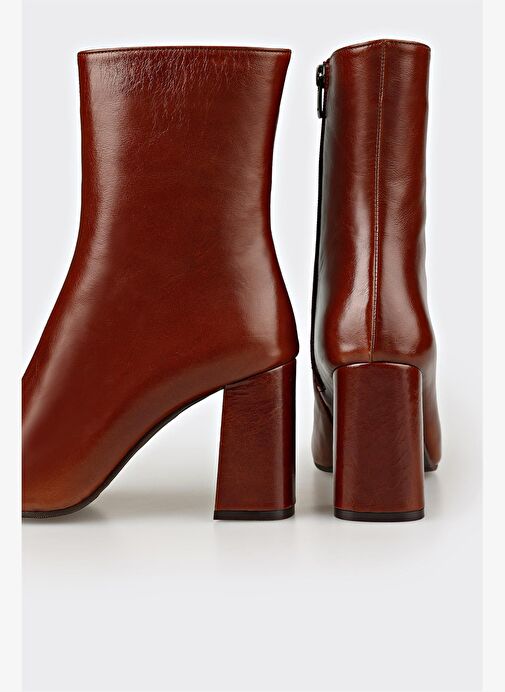 Kahve Deri Kadın Klasik Bot - Görsel 5