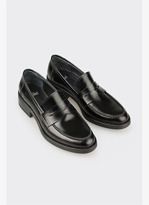 Siyah Deri Kadın Günlük Ayakkabı - Görsel 3