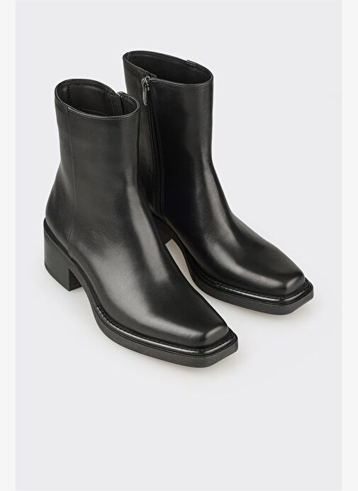 Siyah Deri Kadın Western Bot - Görsel 3