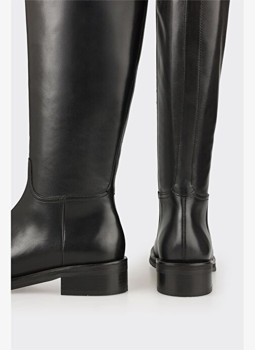 Siyah Deri Kadın Düz Çizme - Görsel 5