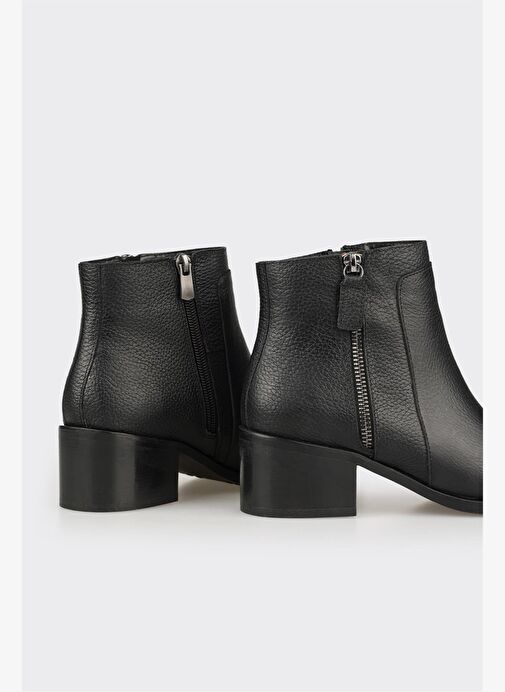 Siyah Deri Kadın Klasik Bot - Görsel 5