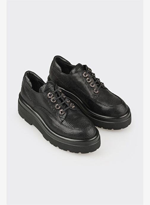 Siyah Deri Kadın Günlük Ayakkabı - Görsel 3