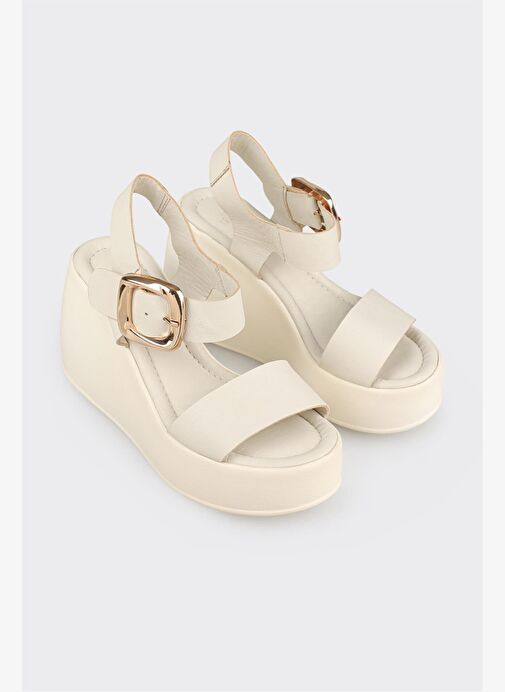 Ekru Deri Kadın Dolgu Topuk Sandalet - Görsel 3