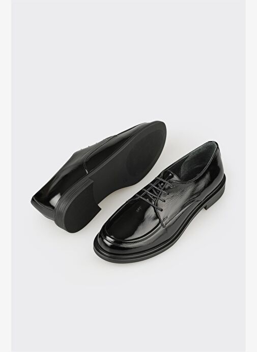 Siyah Deri Kadın Günlük Ayakkabı - Görsel 4