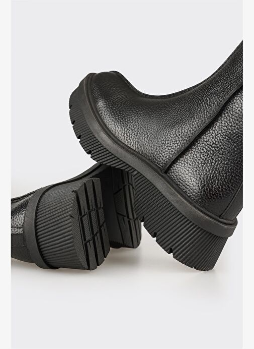 Siyah Deri Kadın Günlük Bot - Görsel 5