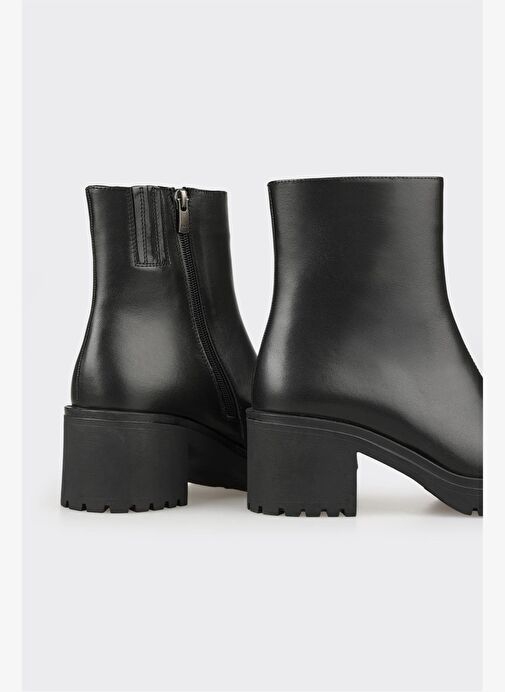 Siyah Deri Kadın Günlük Bot - Görsel 5
