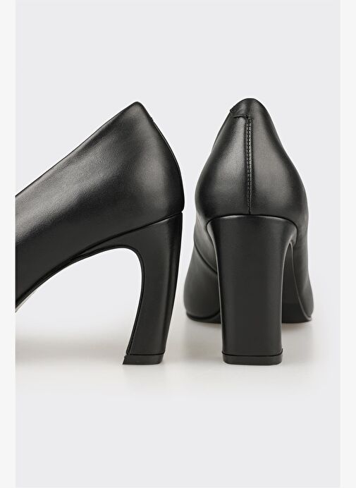 Siyah Deri Kadın Orta Topuk Ayakkabı - Görsel 5