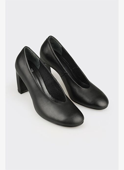 Siyah Deri Kadın Orta Topuk Ayakkabı - Görsel 3