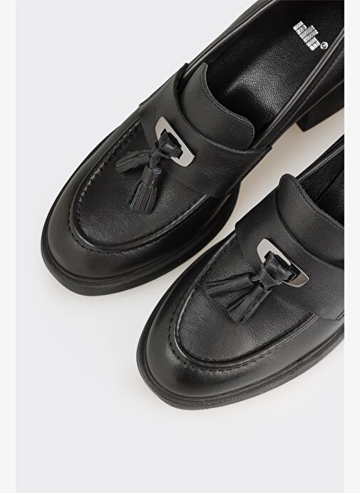 Siyah Deri Kadın Günlük Ayakkabı - Görsel 5